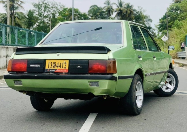 mitsubishi-lancer-box-big-3