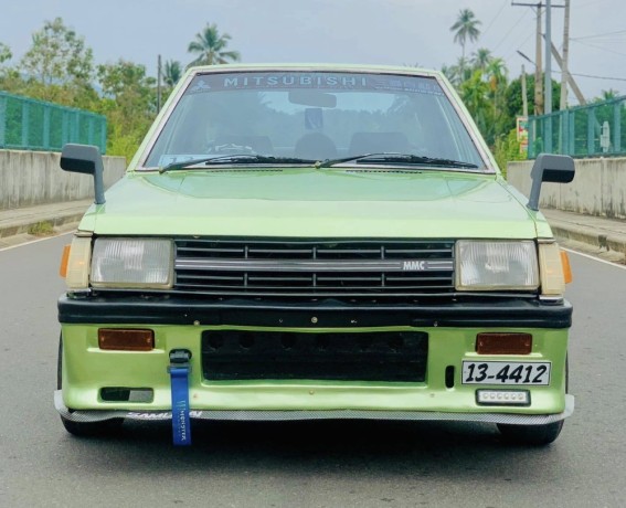 mitsubishi-lancer-box-big-0