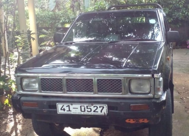 nissan-datsun-td27-big-0