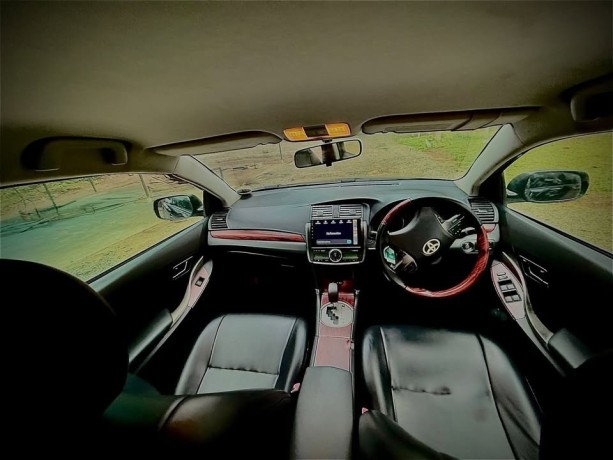 toyota-allion-260-big-5