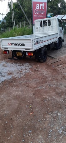 mazda-lorry-big-4