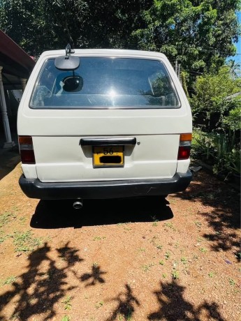 toyota-townace-cr27-big-1