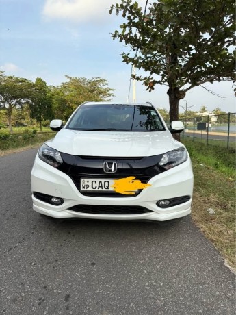 honda-vezel-z-orange-pack-2016-big-0