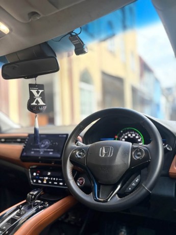 honda-vezel-z-orange-pack-2016-big-5