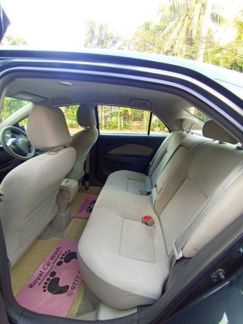 toyota-yaris-big-3