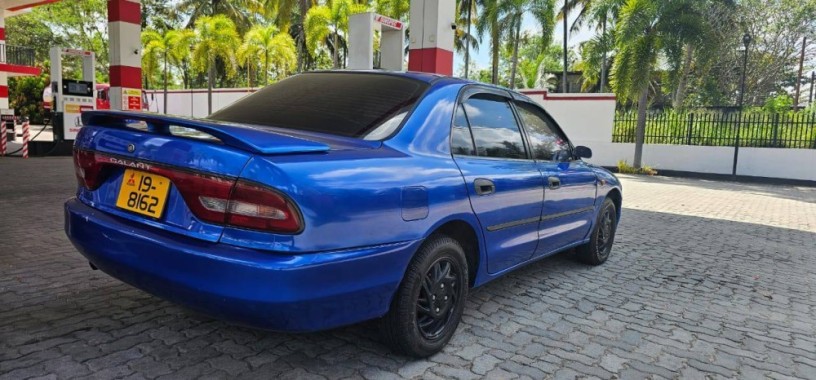 mitshubishi-galant-big-5