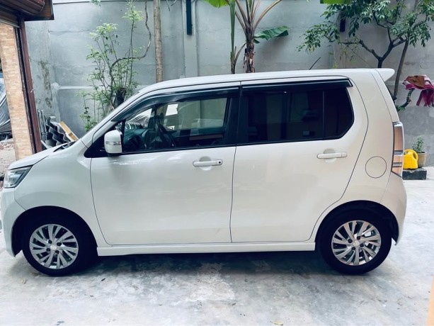 suzuki-wagon-r-stingray-big-2