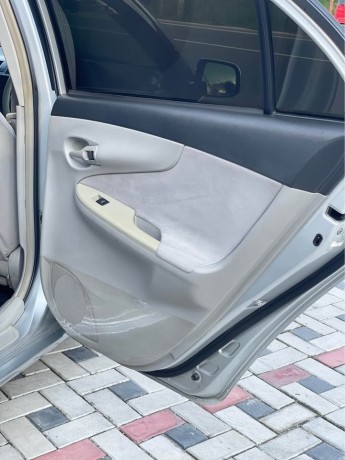toyota-axio-2008-2011-big-6