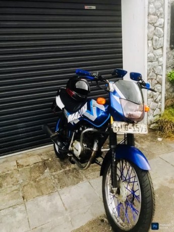 bajaj-ct-100-big-2