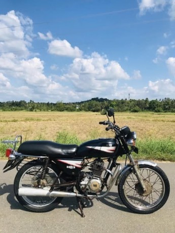 bajaj-boxer-big-0