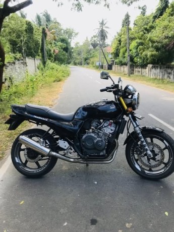 honda-jade-250cc-big-0