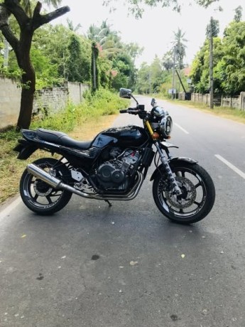honda-jade-250cc-big-2
