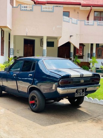 nissan-sunny-b211-gl-model-big-1