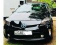 toyota-prius-g-grade-small-0