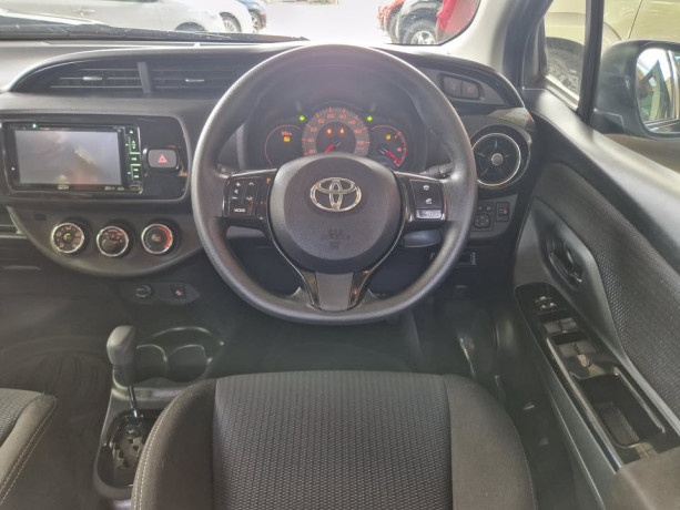 toyota-vitz-ksp-130-big-8
