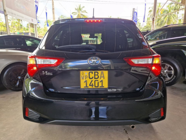 toyota-vitz-ksp-130-big-1