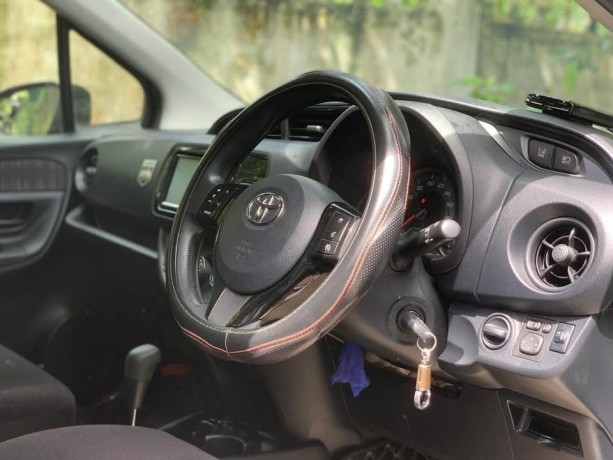 toyota-vitz-2018-big-5