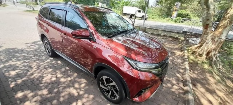 2018-toyota-rush-7-seater-big-1