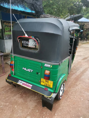 bajaj-re-big-2