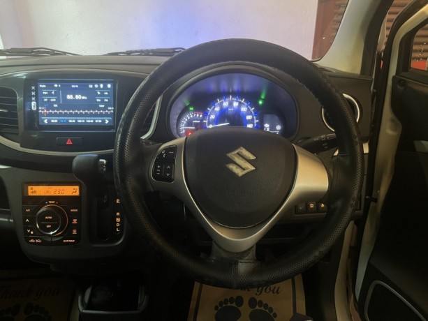 suzuki-wagon-r-stingray-20142015-big-6