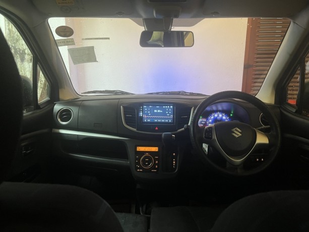 suzuki-wagon-r-stingray-20142015-big-4