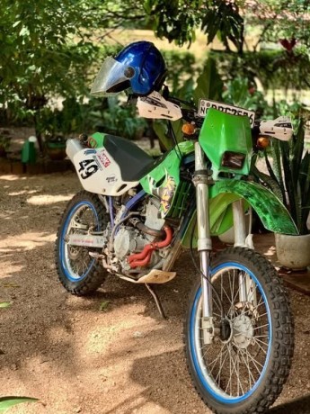 kawasaki-klx250cc-big-4