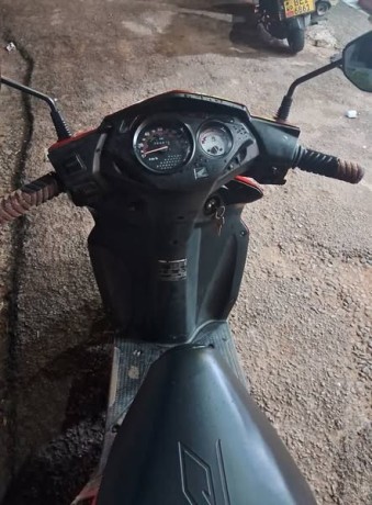 honda-dio-big-4