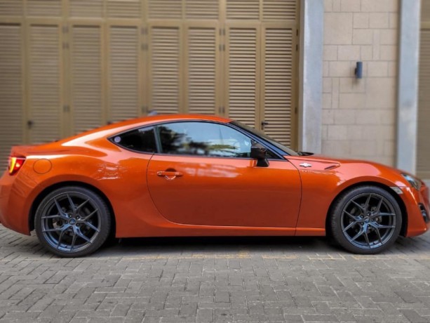 toyota-gt86-2013-big-2