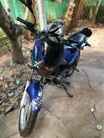 bajaj-caliber-big-2