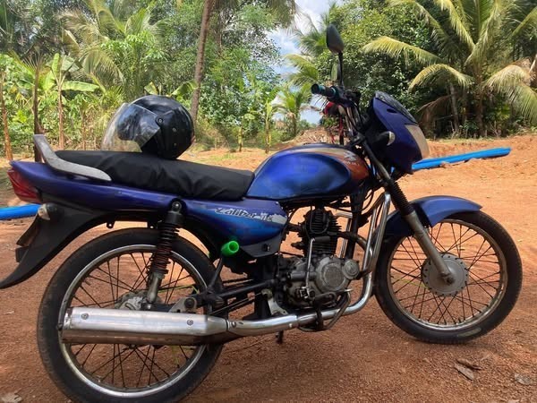 bajaj-caliber-big-0