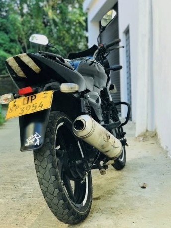 pulsar-200cc-big-1