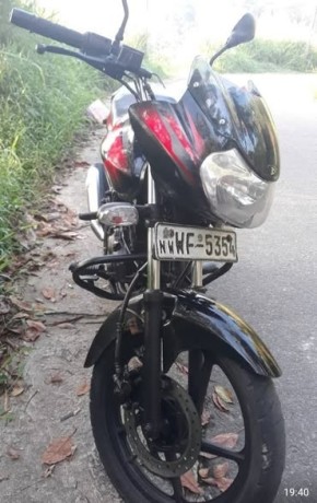 bajaj-discovery-150cc-big-3