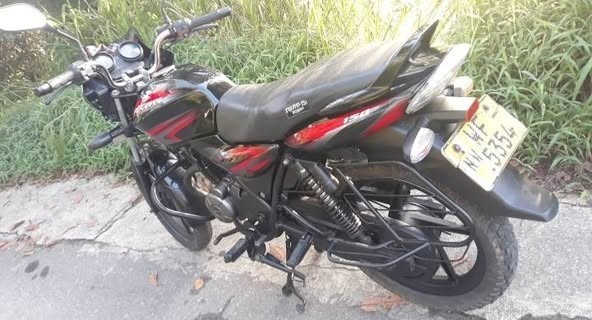 bajaj-discovery-150cc-big-0