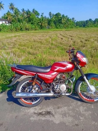 bajaj-ct100-big-2