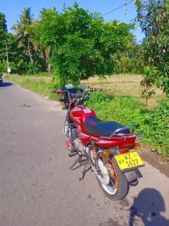 bajaj-ct100-big-4