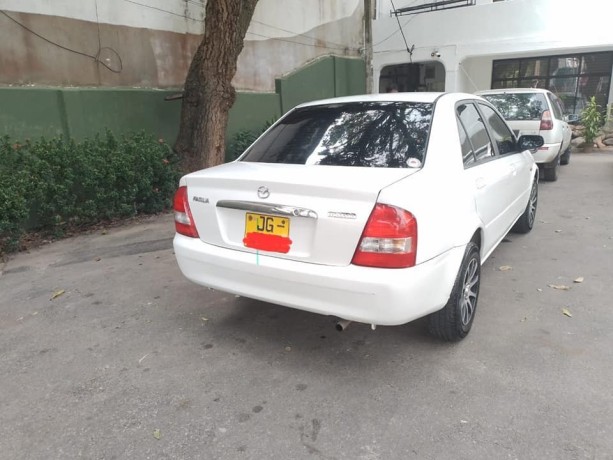 mazda-familiar-big-1