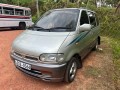 nissan-serena-small-1
