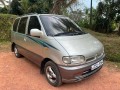 nissan-serena-small-2