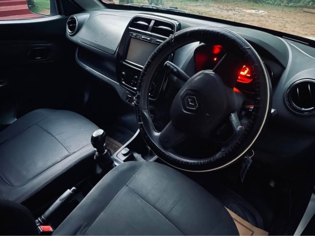kwid-rxt-big-4