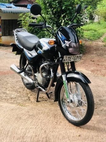 bajaj-ct-100-big-0