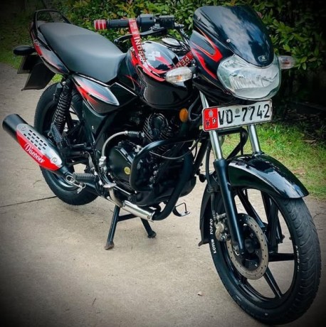 discover-135cc-big-2