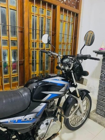 bajaj-ct-100-big-2