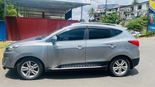 hyundai-tucson-2014-ix-35-big-2