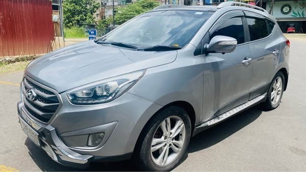 hyundai-tucson-2014-ix-35-big-1