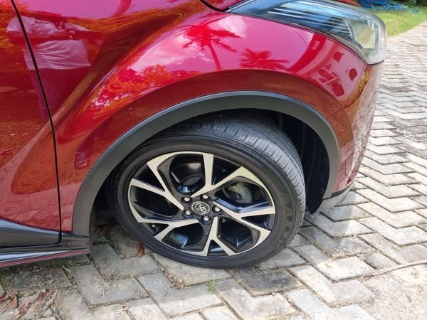 toyota-ch-r-ngx-10-2018-big-3