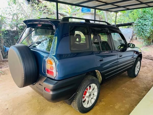 toyota-rav4-big-1