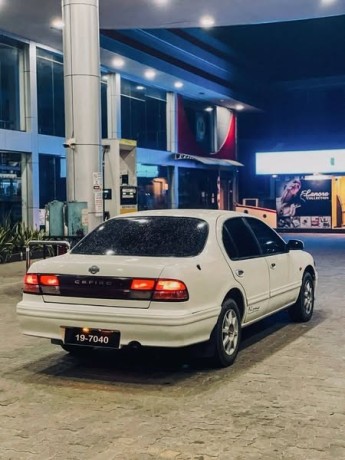 nissan-cefiro-big-1