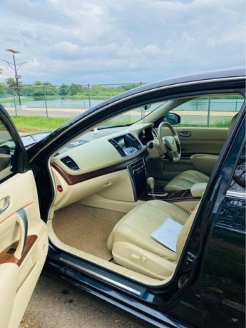 nissan-teana-250-xv-v6-big-4