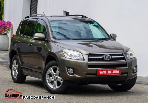 toyota-rav4-2009-big-2