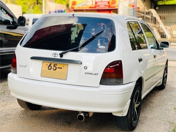 toyota-starlet-big-4